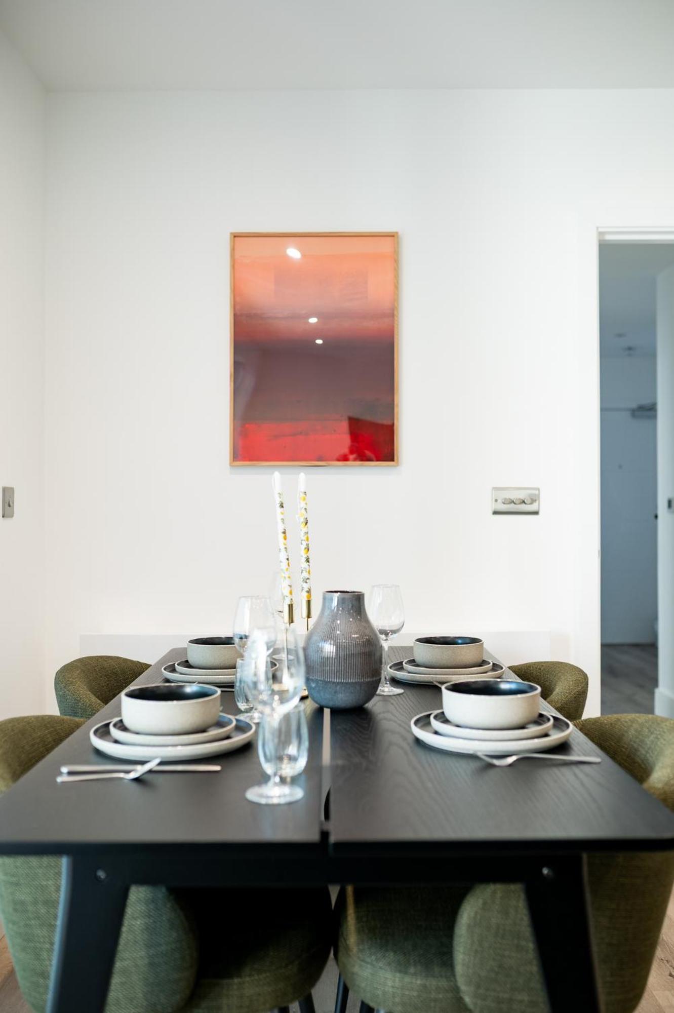 Apartment Luxury Chelsea & Fulham Flat With Large Balcony, Location, High Spec Luxury London