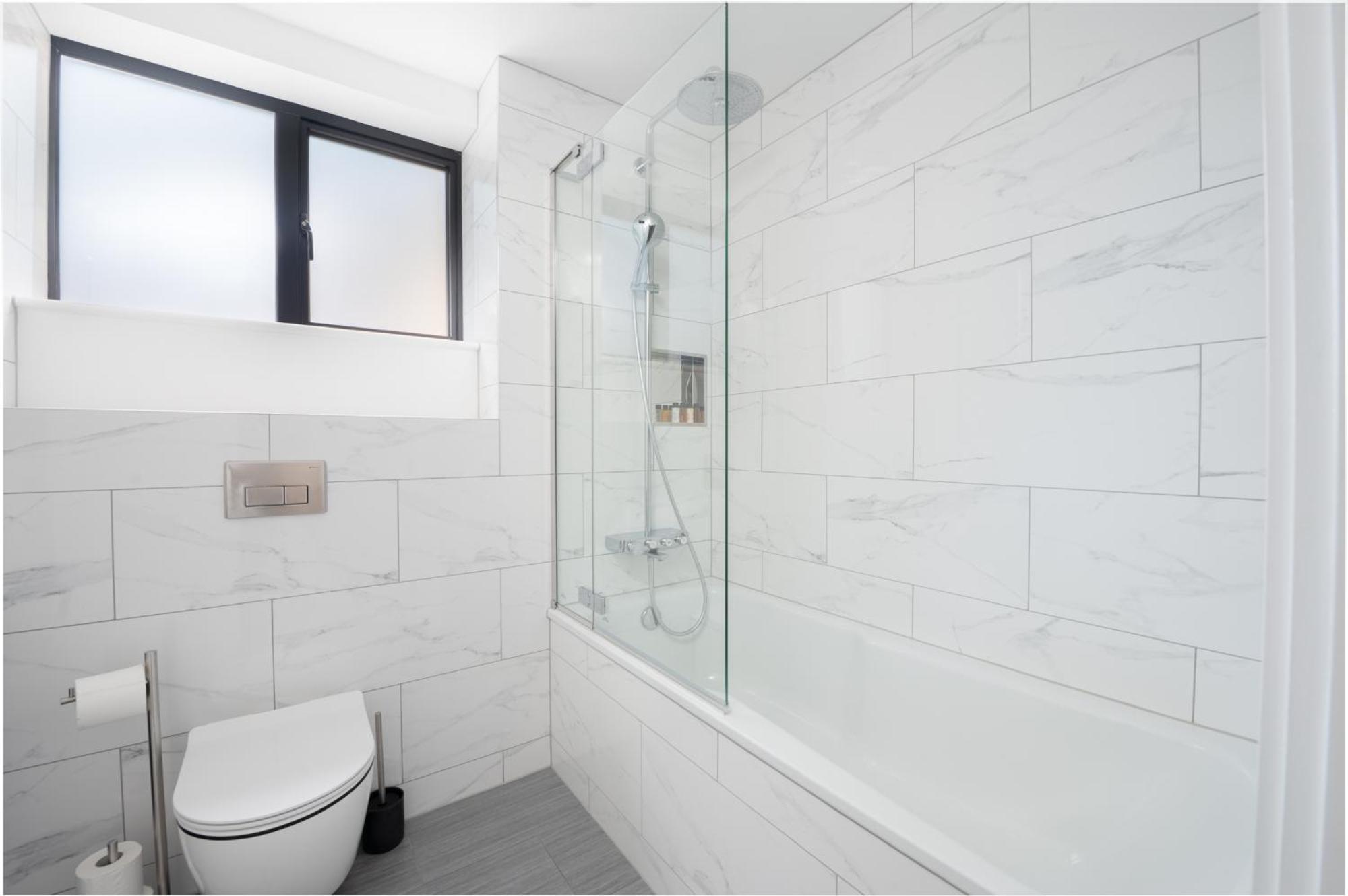 Luxury Chelsea & Fulham Flat With Large Balcony, Location, High Spec Luxury * London